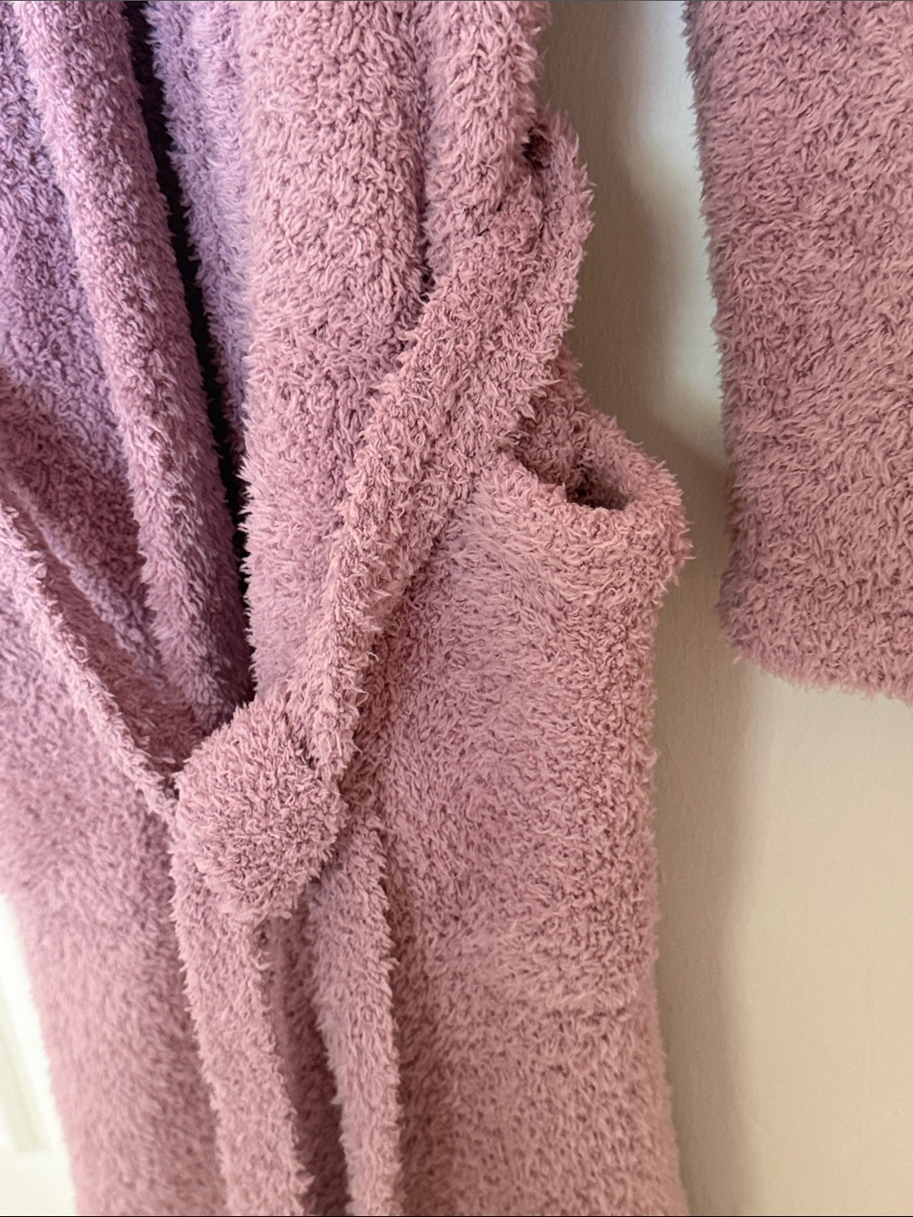 Barefoot Dreams Cozy Chic Plush Robe in Morning Haze - Picture 7 of 8